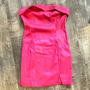 Pink faux leather mini dress with zipper never worn tags are attached